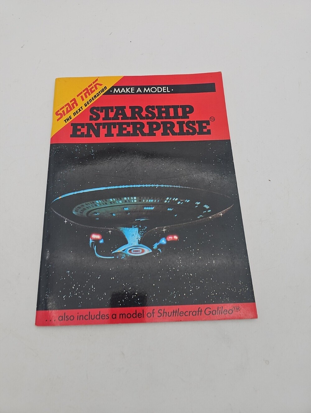 Star Trek: The Next Generation Make a Model USS Enterprise Book 1990 MINT UNUSED